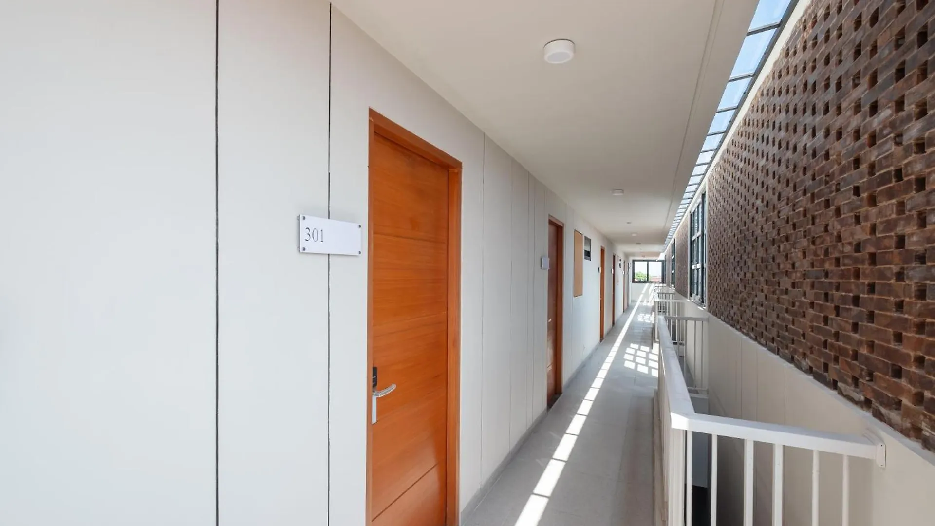 Aralea Coliving Hotel Denpasar  3*, Denpasar (Bali)